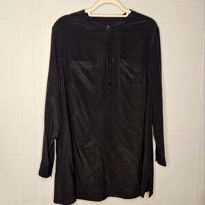 Talbots Woman Black Long Sleeve Round Neck Blouse Pockets 14W Quiet Luxury